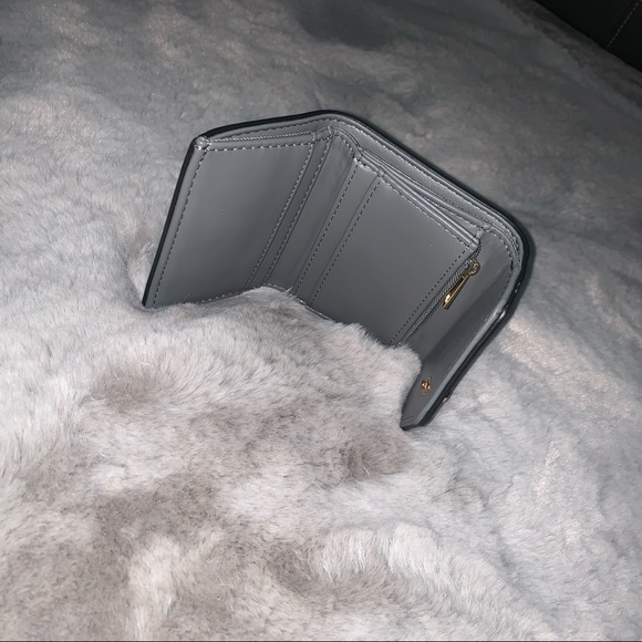 Small Ladies Wallet - Picture 2 of 2